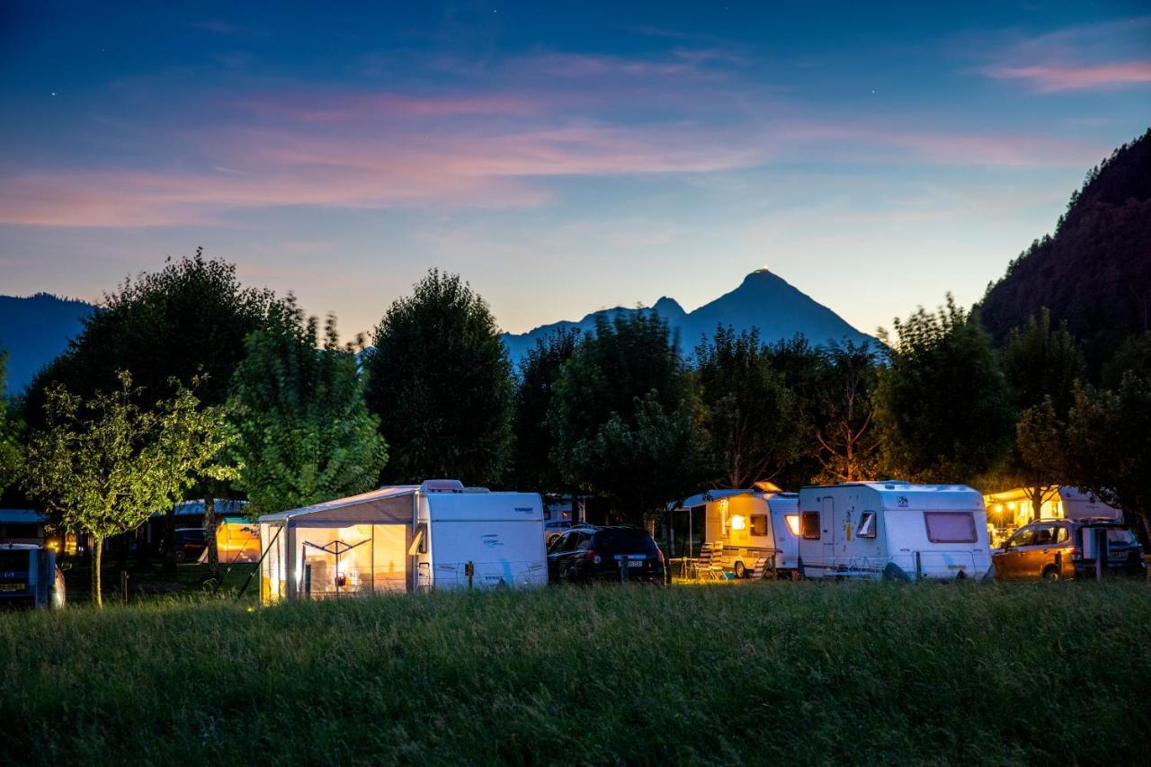 Campingplatz Lazy Rancho 4 Panorama Eiger-mönch-jungfrau