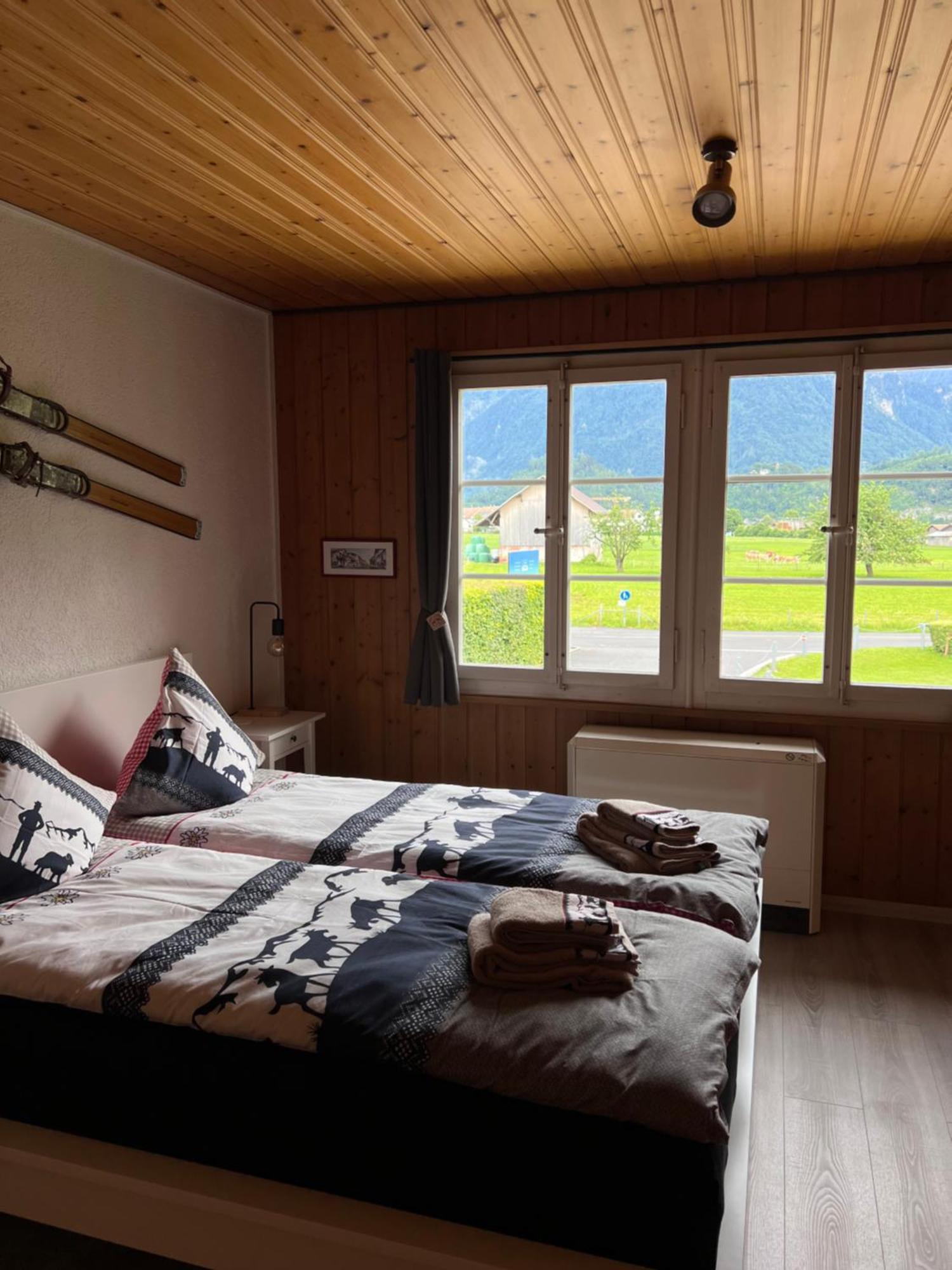 Lazy Rancho 4 Panorama Eiger-mönch-jungfrau Campingplatz Interlaken